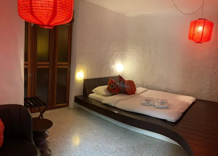 Mo Rooms